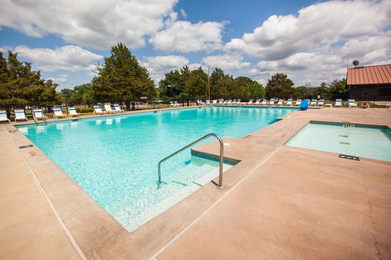 Lake Texoma Camping Resort Cabin 8 Willow Spring Dış mekan fotoğraf